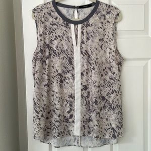 Beautiful Tahari sleeveless blouse